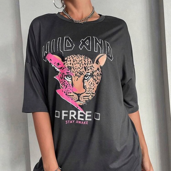 Shein Leopard Tee - Picture 1 of 1